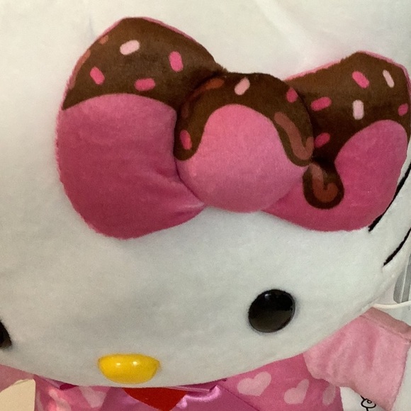 Hello Kitty Animated Plush With Sprinkled Bow. New With Tags. - Picture 7 of 8